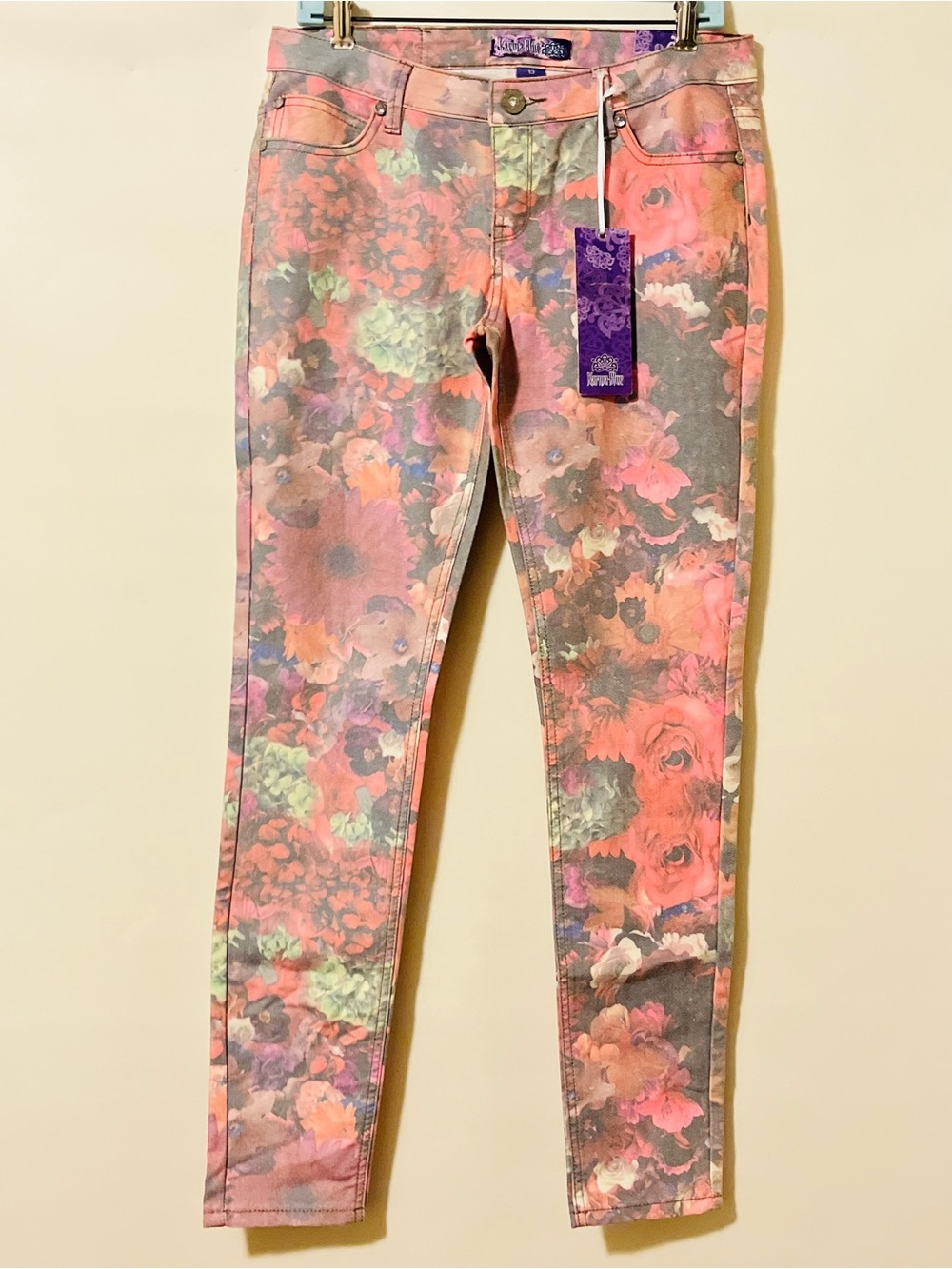 Karma Blue Women’s Size 13 Pink Multicolor Floral Stretch Jeans NWT - Picture 5 of 16